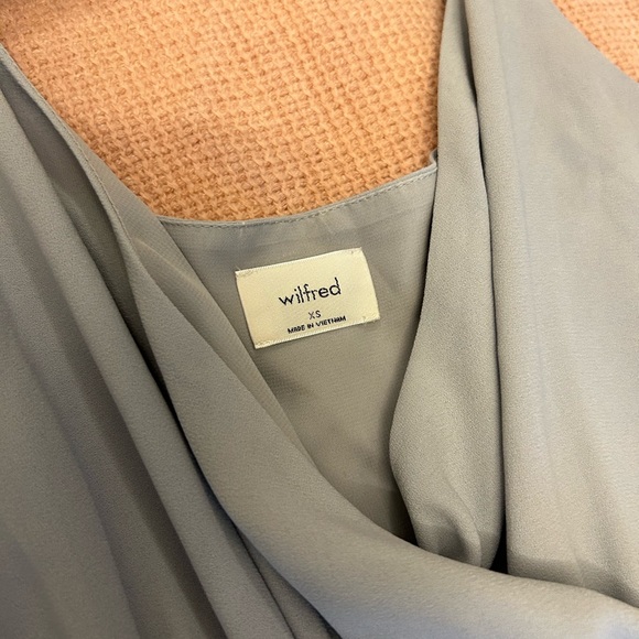 Pale blue Aritzia Wilfred jumpsuit - Picture 4 of 5